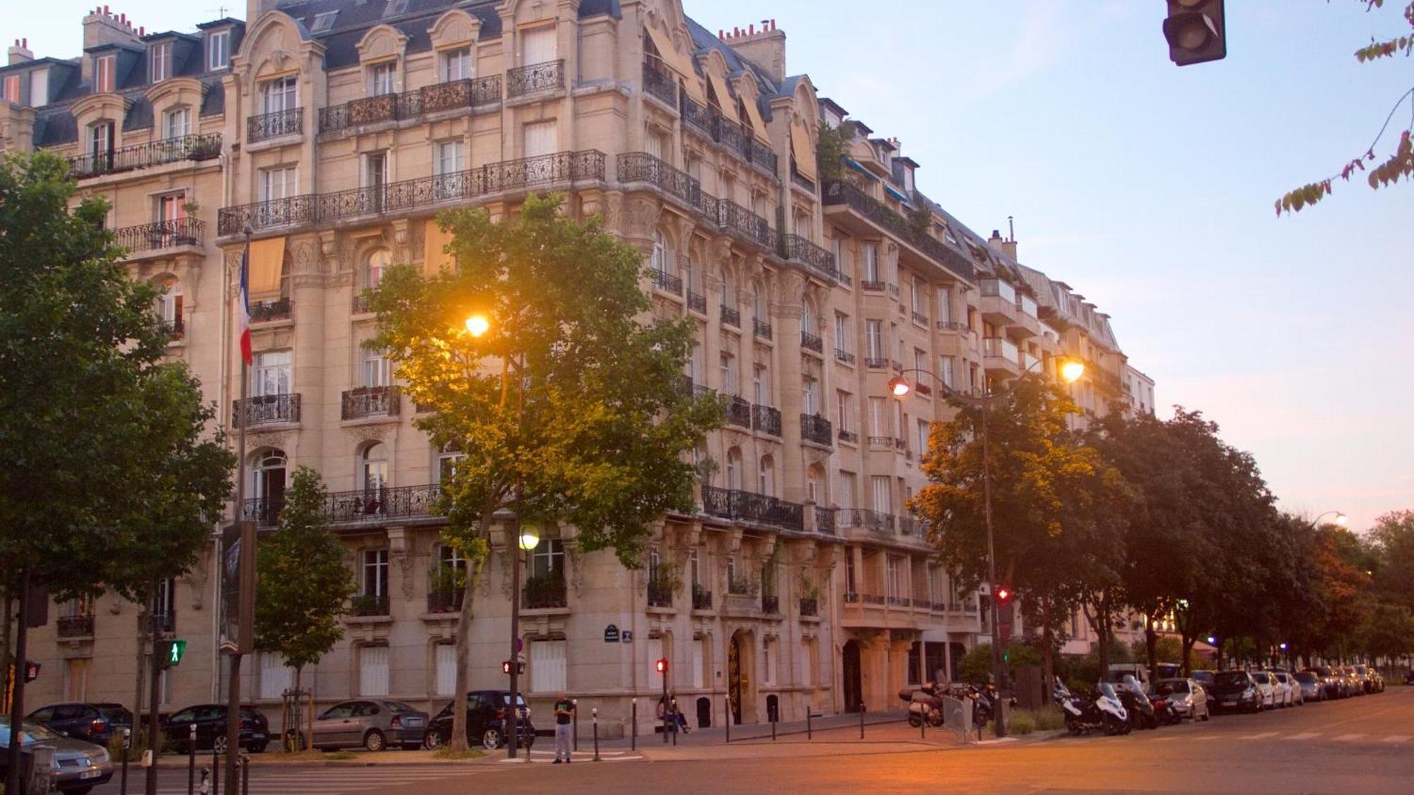Stunning Near Eiffel Tower Appartamento *